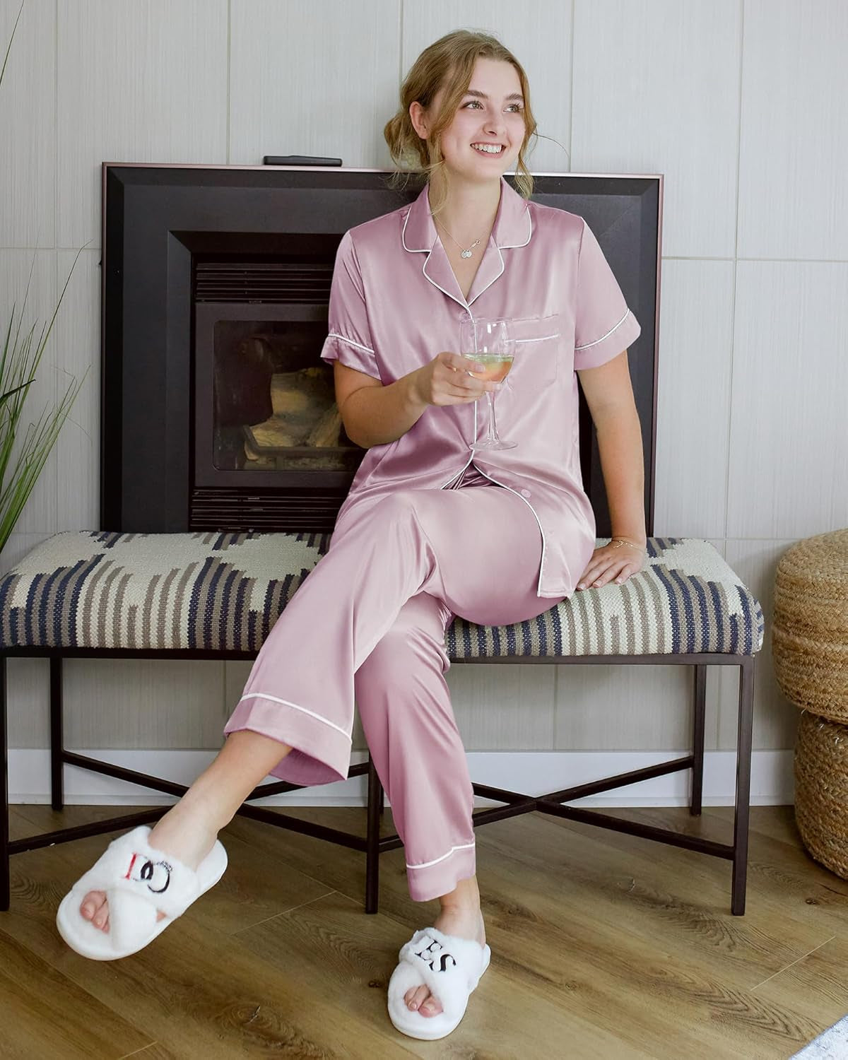 Womens Satin Pajama Set Soft Short Sleeve Silk Pajamas Button down Loungewear Sleepwear Two Piece Pj Sets, S-XL