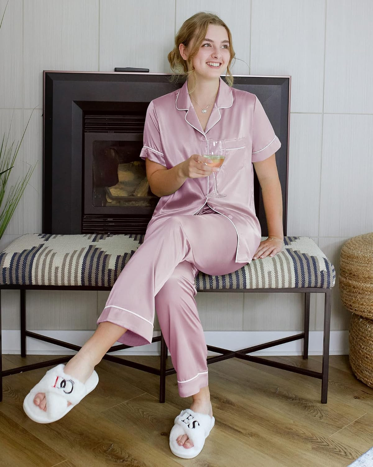 Womens Satin Pajama Set Soft Short Sleeve Silk Pajamas Button down Loungewear Sleepwear Two Piece Pj Sets, S-XL